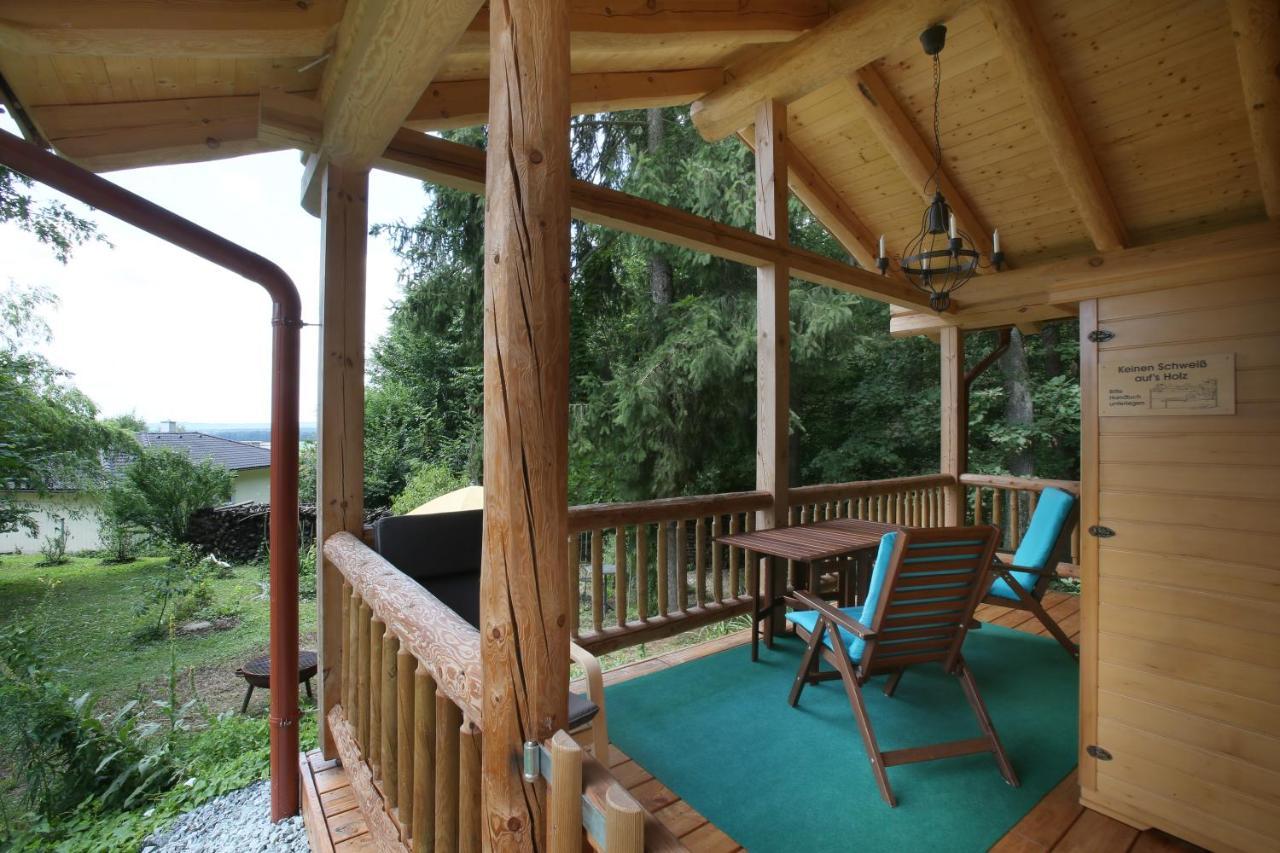 Oberschützen Blockhaus Chalet Mit Beheizbarem Badefass Und Infrarotsauna Auf Der Terrasse מראה חיצוני תמונה