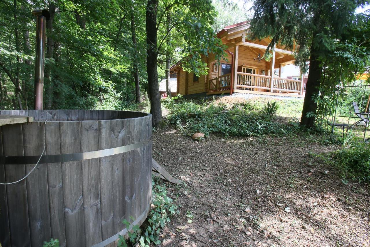 Oberschützen Blockhaus Chalet Mit Beheizbarem Badefass Und Infrarotsauna Auf Der Terrasse מראה חיצוני תמונה